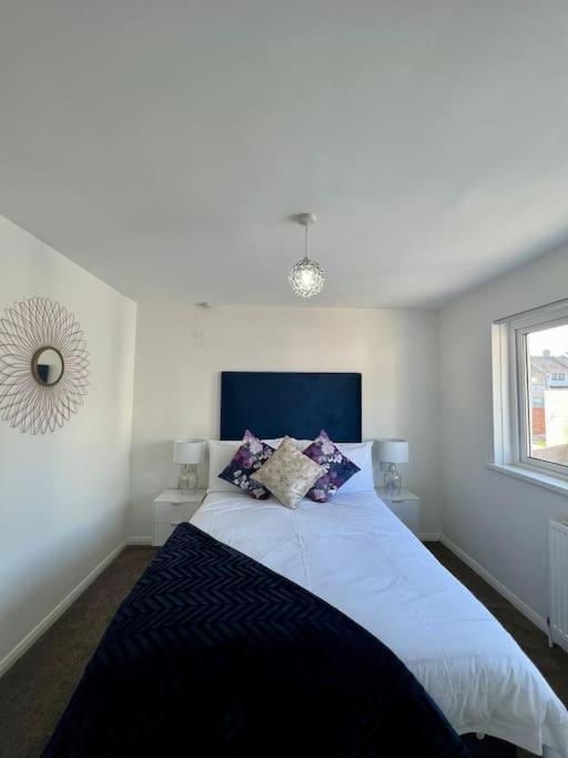 Welsh Getaway Home No 2 - 10 Mins To Bike Park Wales Мертир-Тидвилл Экстерьер фото