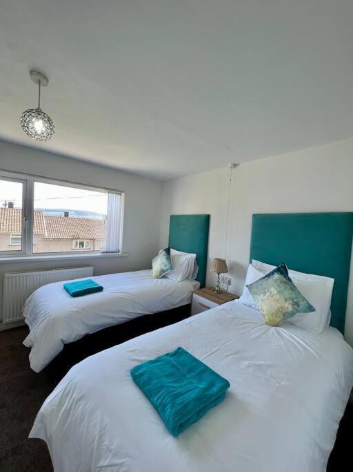 Welsh Getaway Home No 2 - 10 Mins To Bike Park Wales Мертир-Тидвилл Экстерьер фото